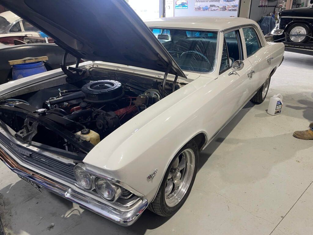 Aus Auto Air Conditioning custom kit holden