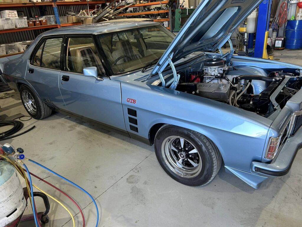 Aus Auto Air Conditioning custom kit GTS