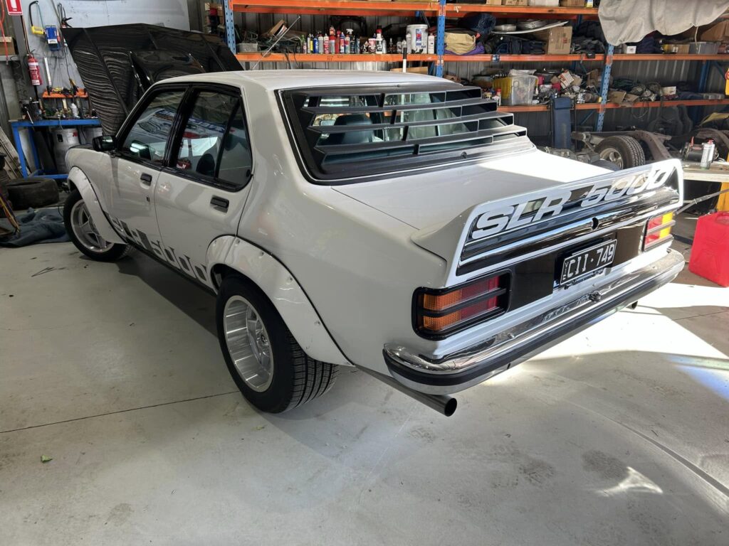 Aus Auto Air Conditioning custom kit SLR 5000